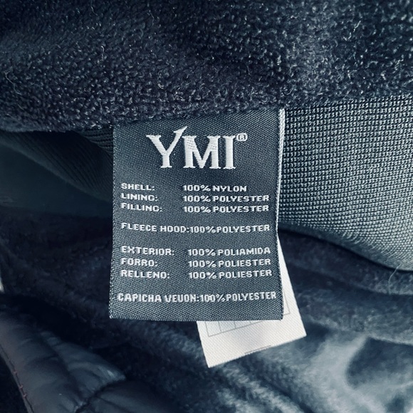 Puffy vest. - Picture 2 of 5